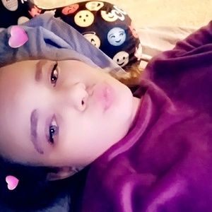 Meet your Posher, Chloe